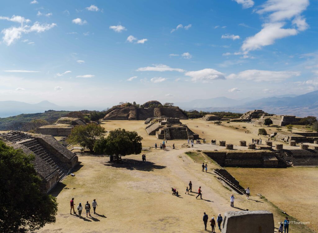 Oaxaca 2024 NYE Emily L-871