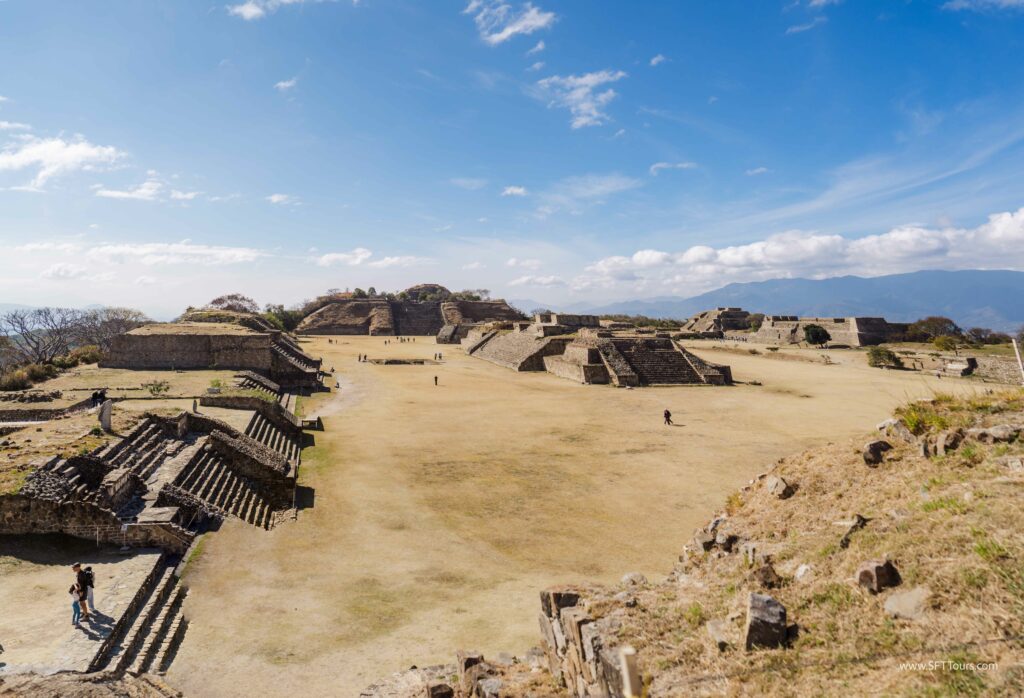 Oaxaca 2024 NYE Emily L-891